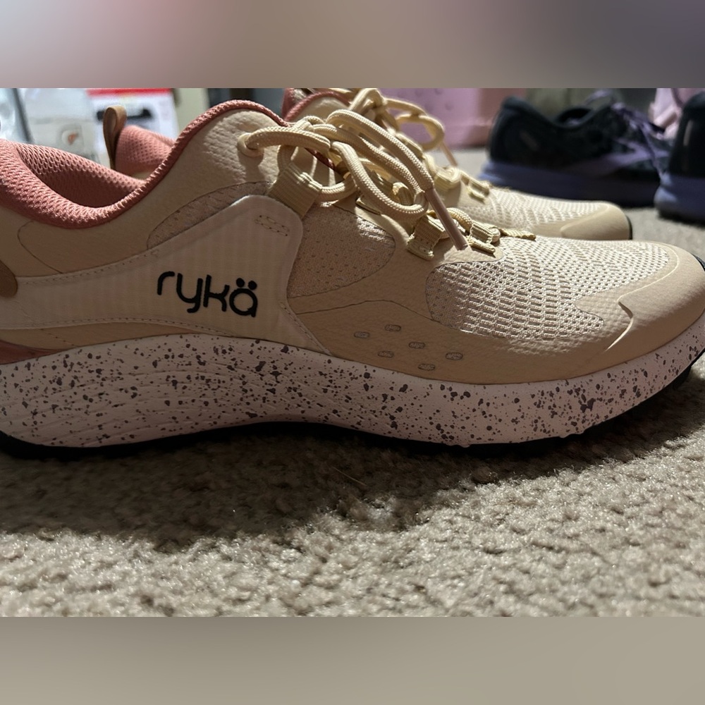 Ryka Kudos Trail